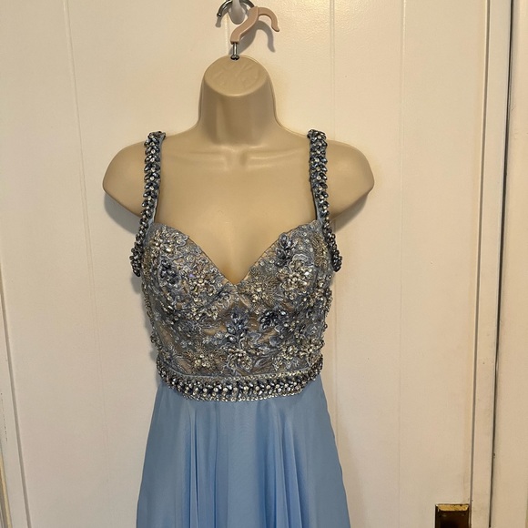 NWT | Sherri Hill Gown!!! - Picture 3 of 15
